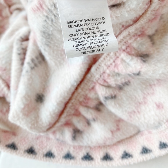 Children’s Place 12-18M Fleece Full-Zip Nordic Print Peplum Hem Hoody - Picture 6 of 6